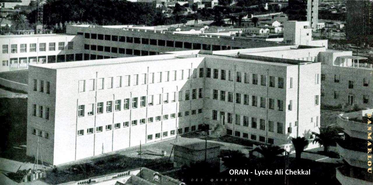 Oran - Lycee Ali Chekkal unz autre face.jpg
